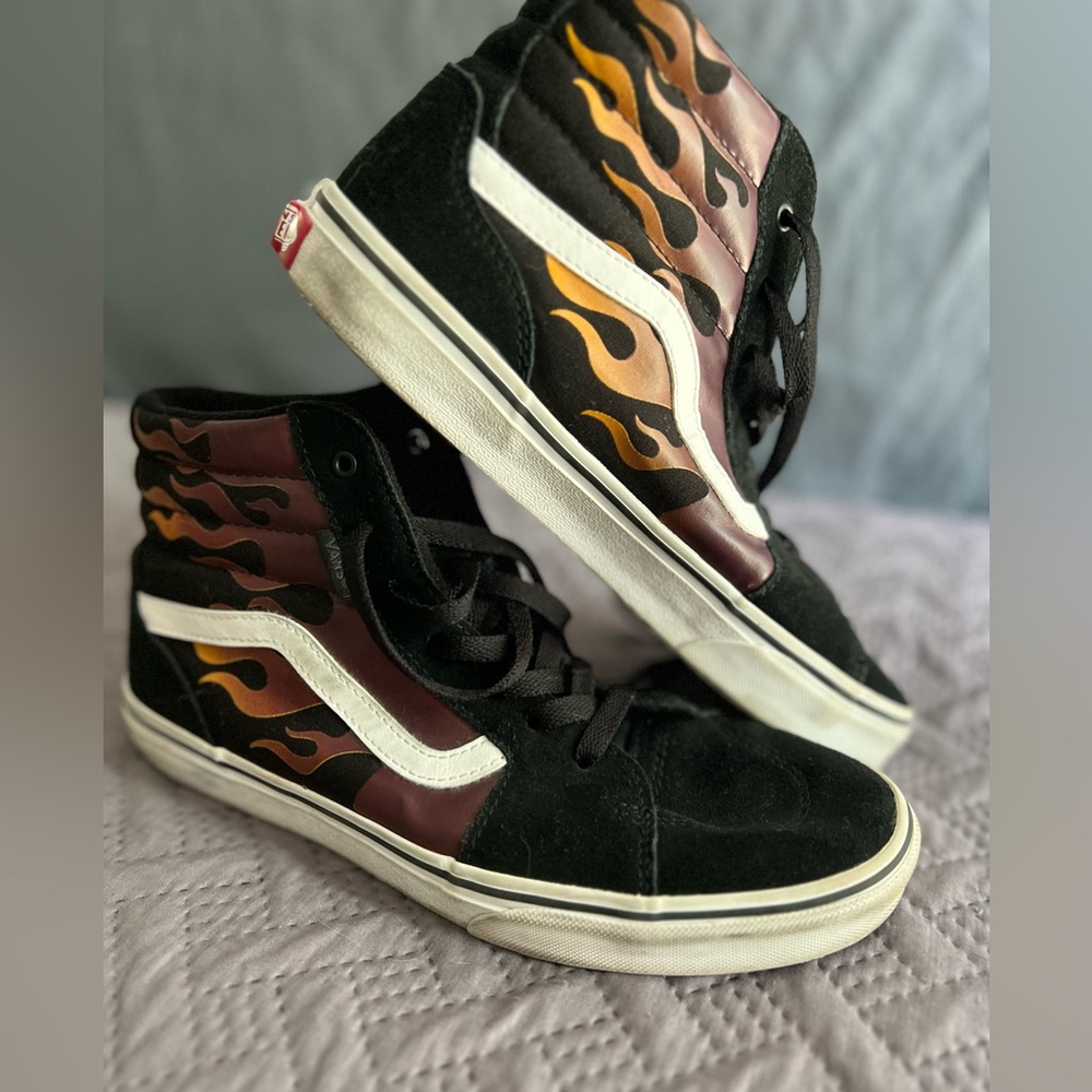 Filmore flames high top vans YOUTH size 7